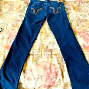 Hollister straight leg size 27